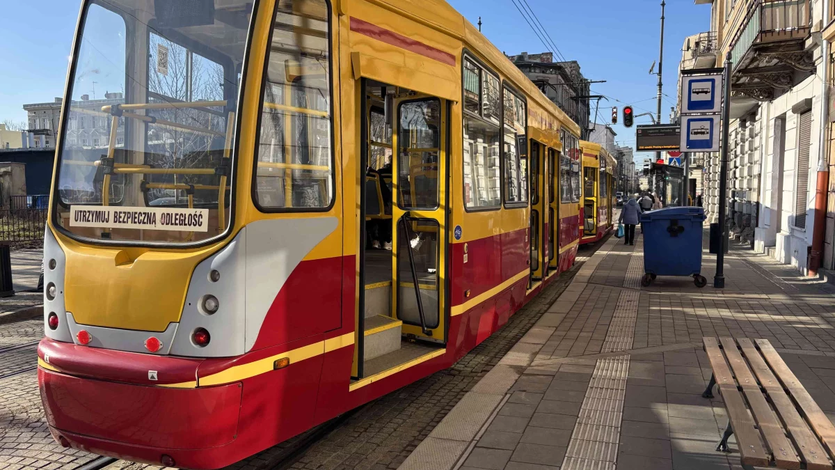 Tramwaje MPK Łódź zmieniły swoją trasę. Jak kursują? Do kiedy potrwają utrudnienia dla podróżnych? - Zdjęcie główne