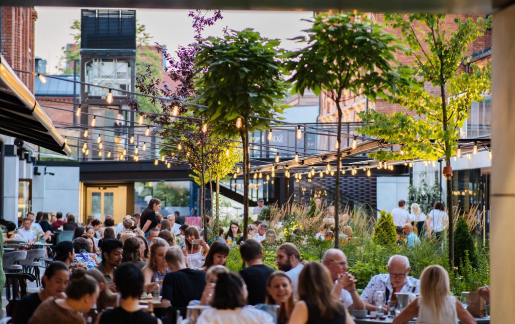 Monopolisowy piknik, czyli ponowne otwarcie gastronomii i świeży powiew dobrej kuchni. - Zdjęcie główne