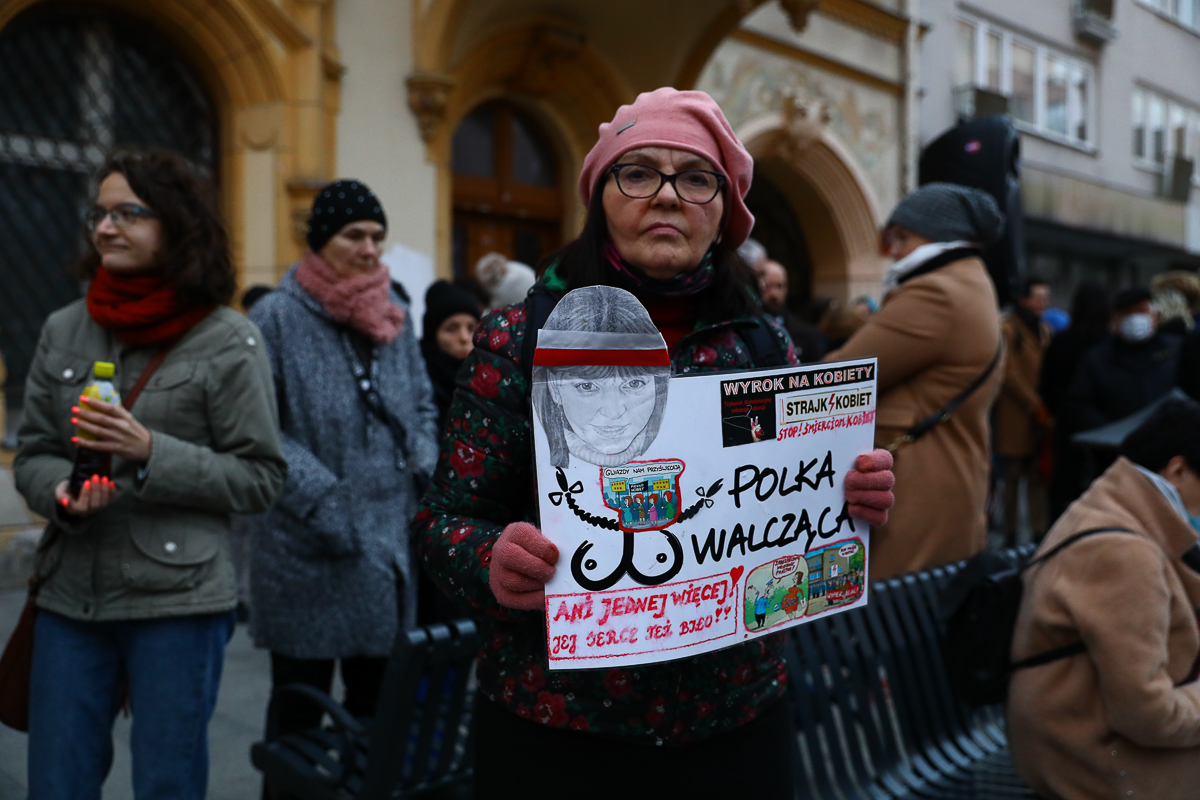 „Ani jednej więcej” - protest na Piotkowskiej w Łodzi