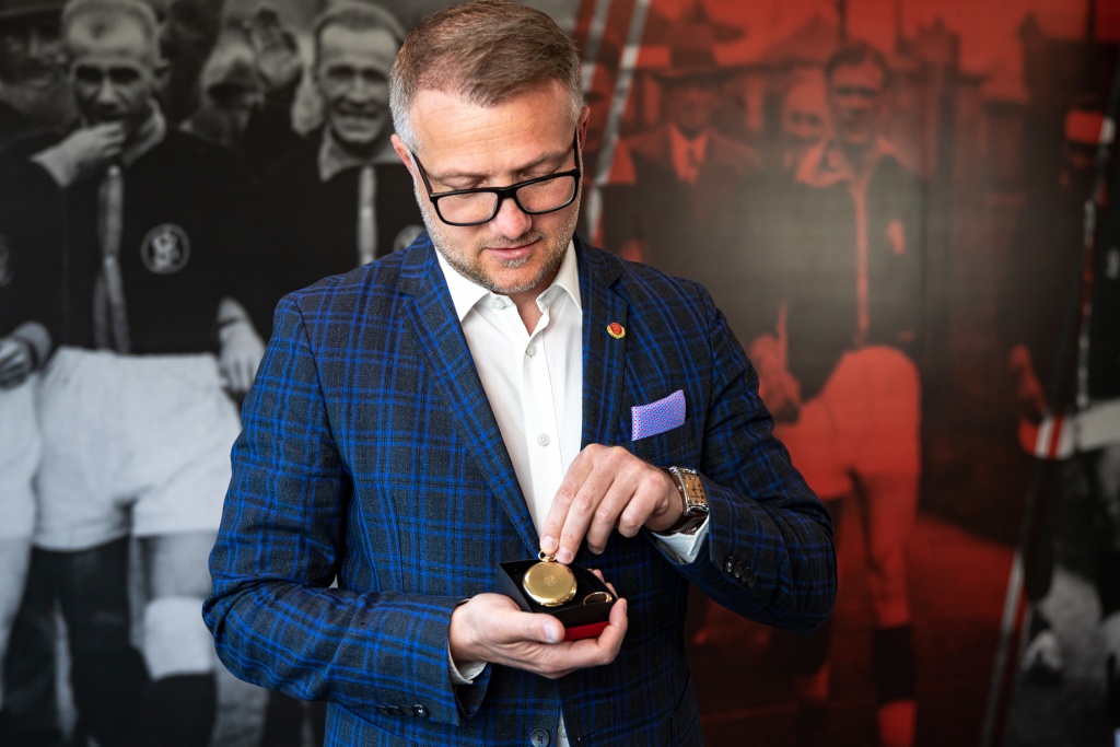 ŁKS Łódź najbliższe spotkanie rozegra na stadionie im. Władysława Króla! Oficjalnie obiekt przy al. Unii Lubelskiej 2 w Łodzi będzie nosił imię legendy łódzkiego klubu (fot. ŁKS Łódź)