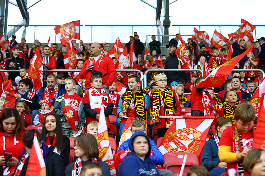 Ponad 2000 dzieci z całej Polski na meczu Widzewa! Zobaczyły świetną atmosferę i wielkie zwycięstwo [zdjęcia] - Zdjęcie główne