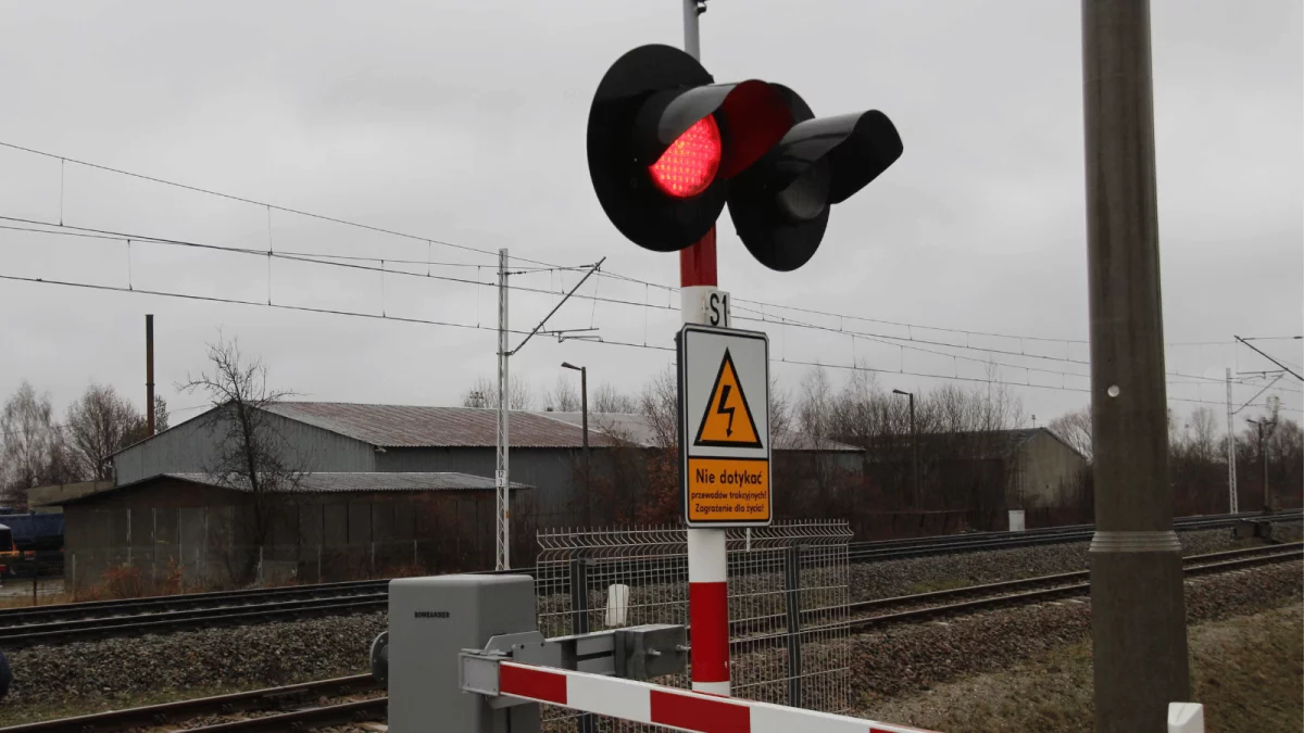 Zamknięcie ważnego przejazdu na mapie Łodzi. Sprawdź, od kiedy trzeba będzie wybrać inną drogę. PKP PLK informują - Zdjęcie główne