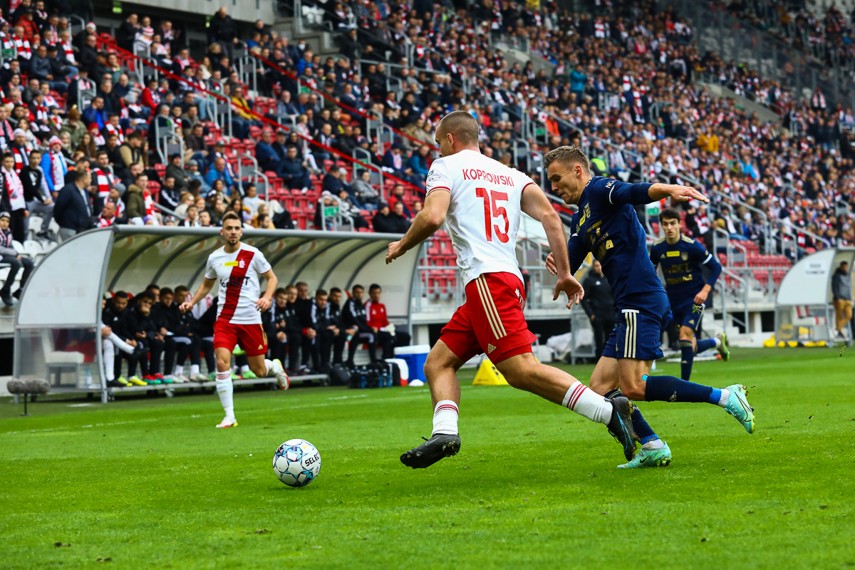 ŁKS Łódź - Arka Gdynia. Mecz 13. kolejki Fortuna 1 Ligi