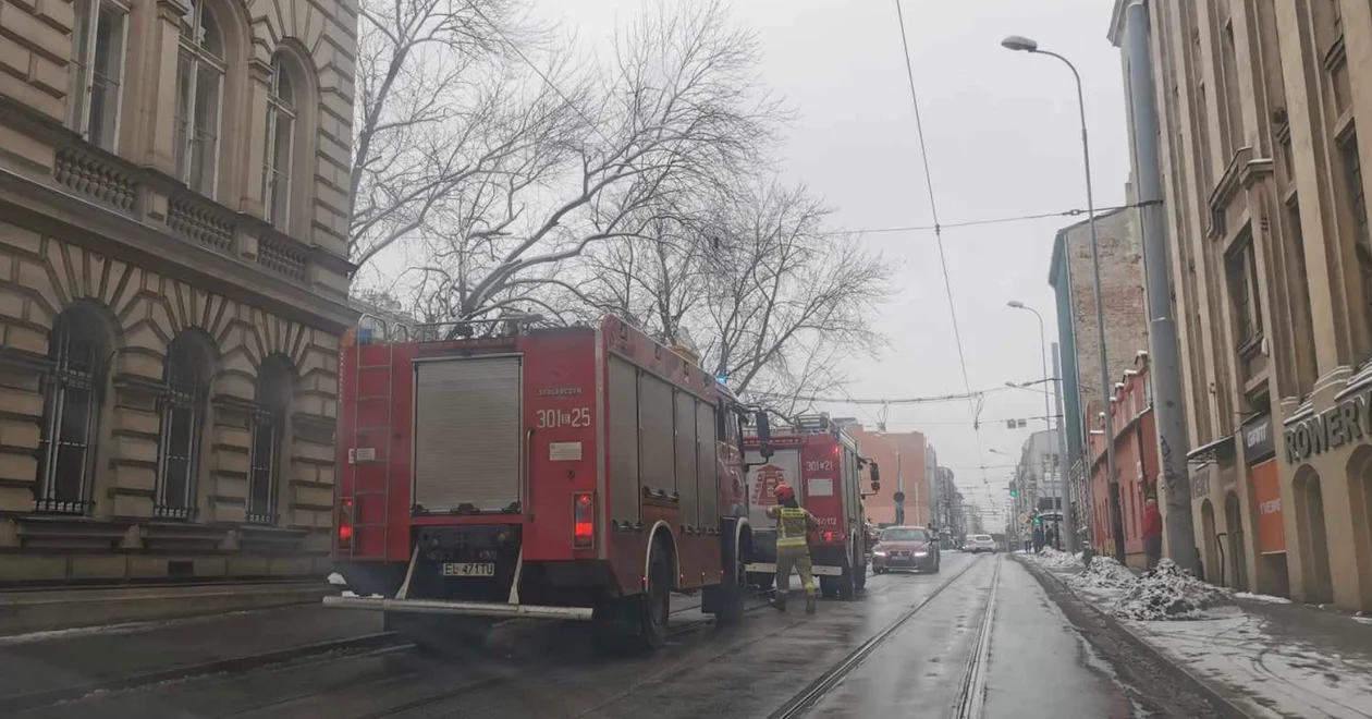 Pożar na ul. Kilińskiego. Mogła spłonąć kamienica - Zdjęcie główne