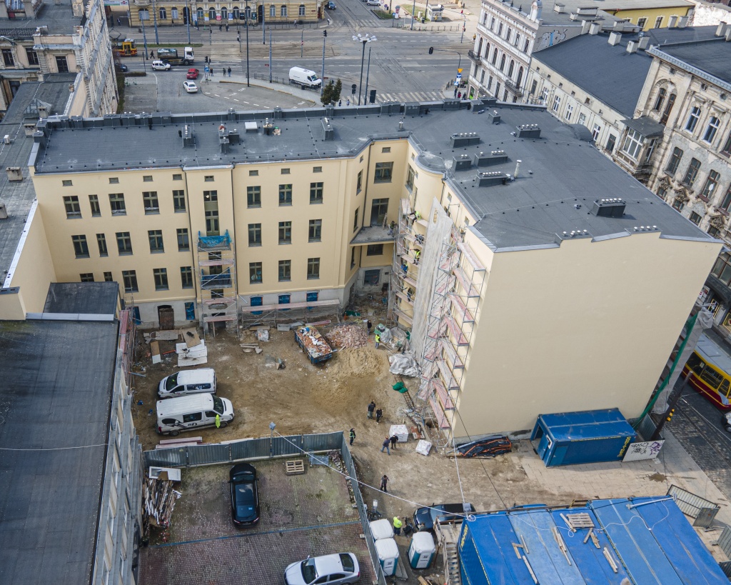 Kamienica przy ul. Zielonej 6 w Łodzi w trakcie wielkiej metamorfozy. Jakie wykonano do tej pory? - Zdjęcie główne