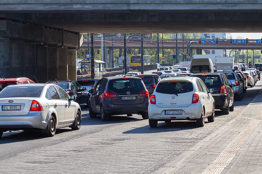 Korki Łódź. Sprawdź, co dzieje się na łódzkich drogach [02.08.2021] - Zdjęcie główne