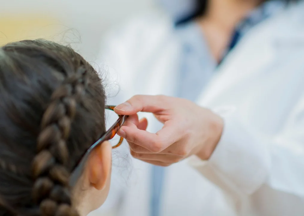 dr Monika Daszyńska - okulista, okulista dziecięcy, 279 opinii, Matejki 3/5, Łódź Prima-Med Centrum Medyczne, Gabinet Okulistyczny. Kliknij na następne zdjęcie