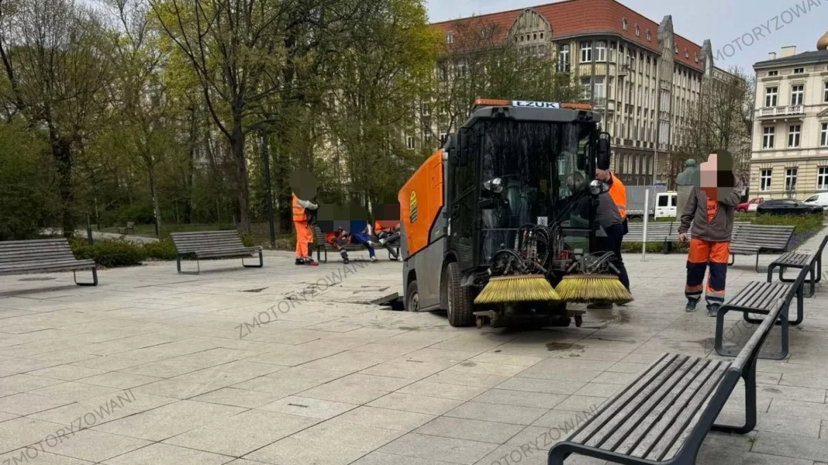 Wielka dziura w łódzkim parku. Zamiatarka zniszczyła fontannę!