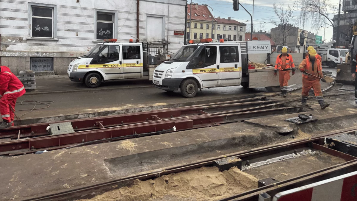 Będzie kolejna wymiana zwrotnicy na ulicy Piotrkowskiej w Łodzi. Zarząd Dróg i Transportu informuje - Zdjęcie główne