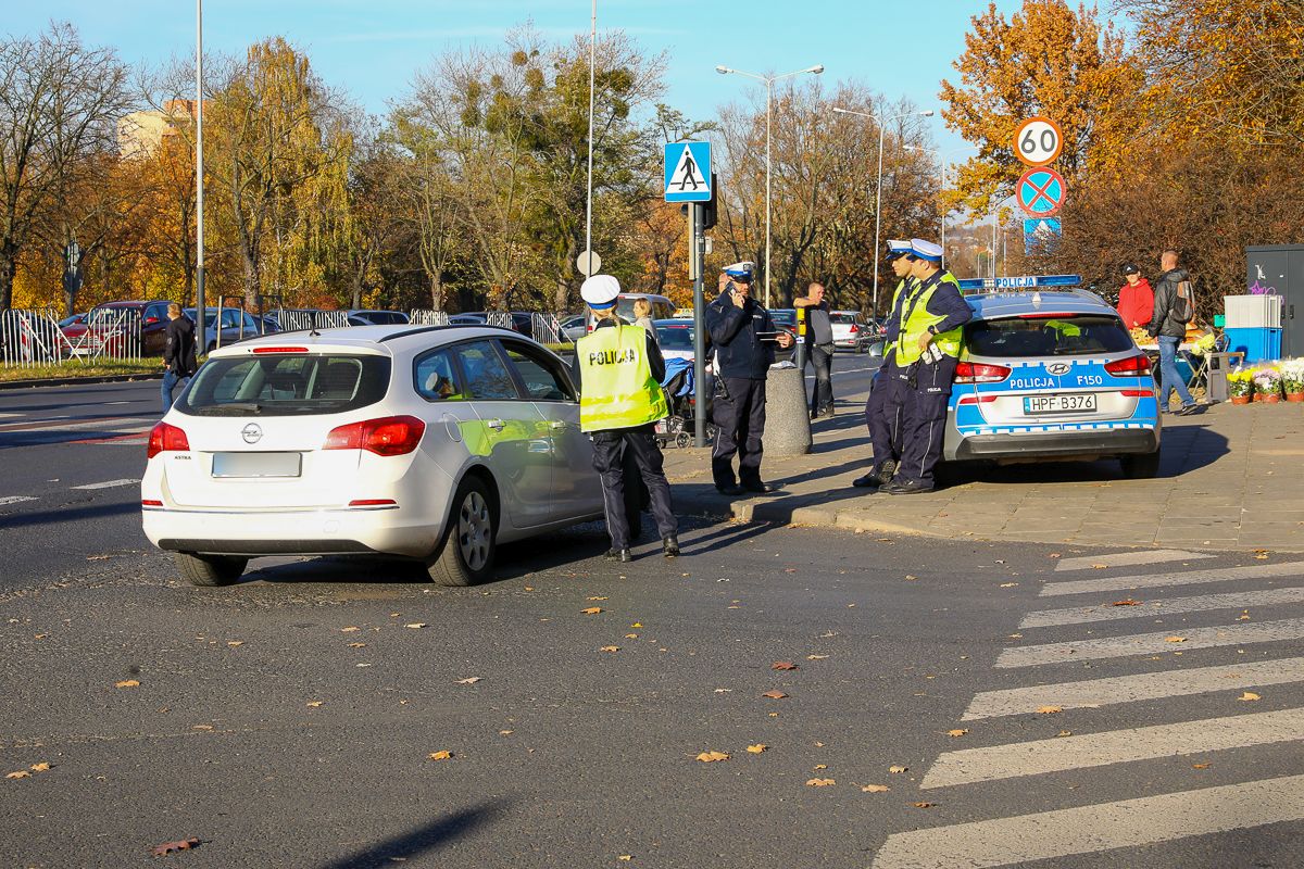 Pijani kierowcy na drogach. Szczegóły akcji "Znicz" w Łódzkiem - Zdjęcie główne