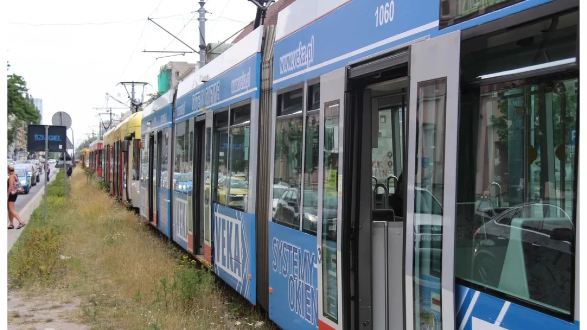 Zatrzymanie tramwajów na Zgierskiej. Nie spóźnijcie się do pracy! - Zdjęcie główne