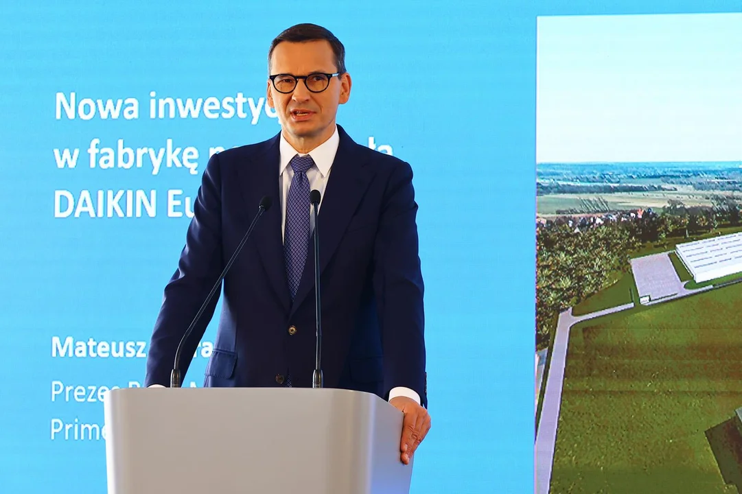 Premier Mateusz Morawiecki pod Łodzią. Jaki był powód jego wizyty? [zdjęcia] - Zdjęcie główne