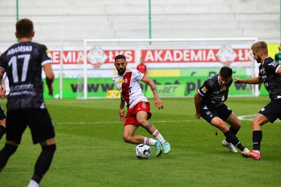 ŁKS Łódź znów zawodzi na Stadionie Króla. Podbeskidzie wygrywa w Łodzi  - Zdjęcie główne