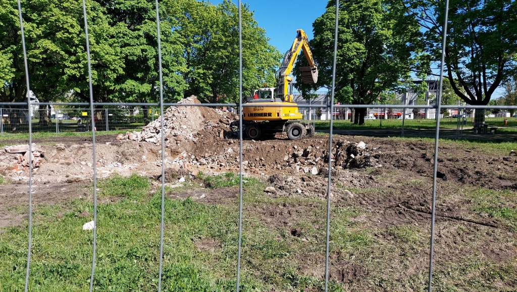 Park Widzewski. W Budżecie Obywatelskim łodzianie zdecydowali o remoncie fontanny (fot. UMŁ) |wiadomości łódzkie | Łódź | TuŁódź