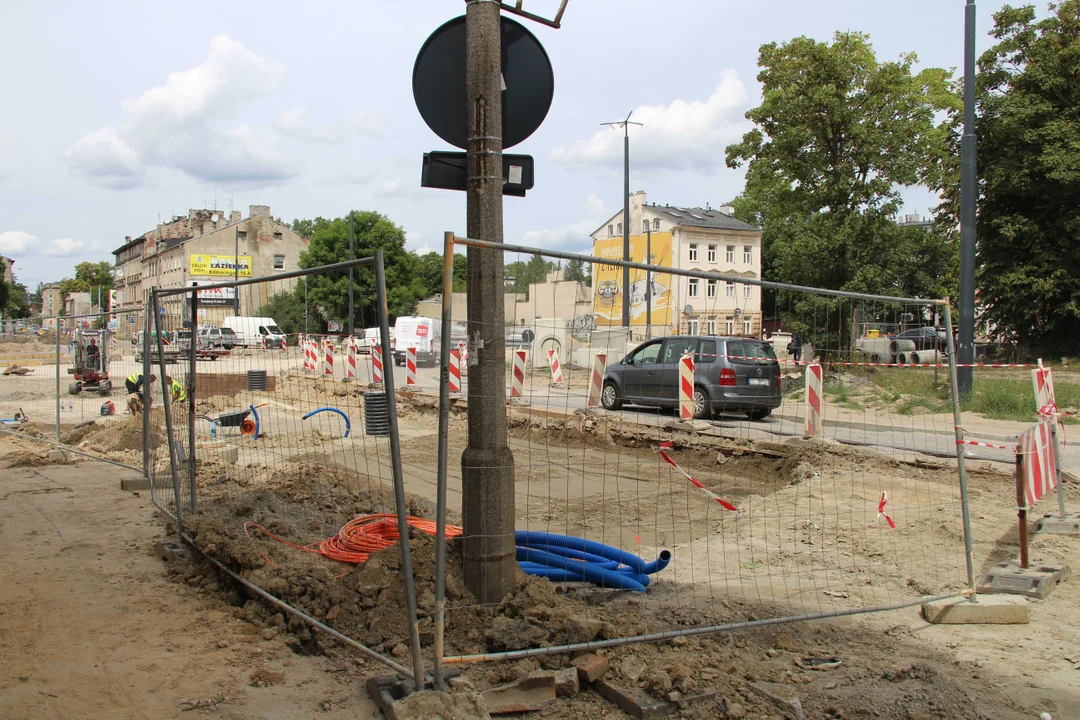 W wielu częściach Łodzi nie ma Internetu i telewizji. Jaki jest tego powód? Kiedy koniec utrudnień? - Zdjęcie główne