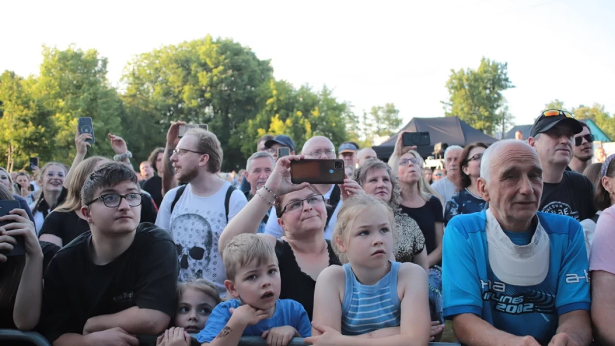 Jarmark pod Łodzią porwał publiczność. Sobotni wieczór należał do gwiazd polskiej muzyki