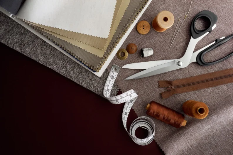 Krawcowa na kółkach, al. Wyszyńskiego 7a, centrum handlowe „Piaski”, (I piętro, box nr 17), (ocena: 4,8) 