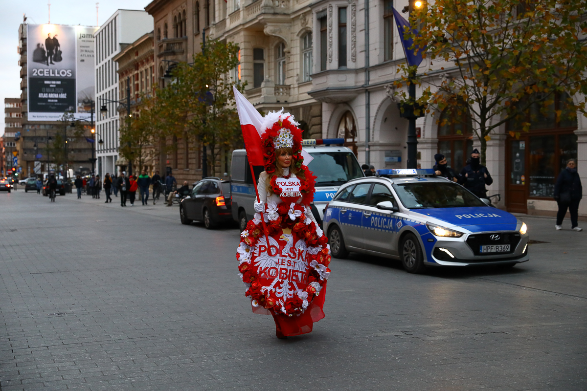 „Ani jednej więcej” - protest na Piotkowskiej w Łodzi