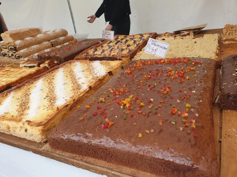 Na Piotrkowskiej w Łodzi odbywa się w majówkę Festiwal Czekolady i Słodyczy We Form