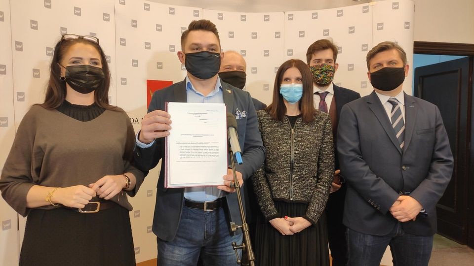 Łódzka Radna odchodzi z PiS. Czy doszło do próby szantażu? Jest zawiadomienie do prokuratury - Zdjęcie główne