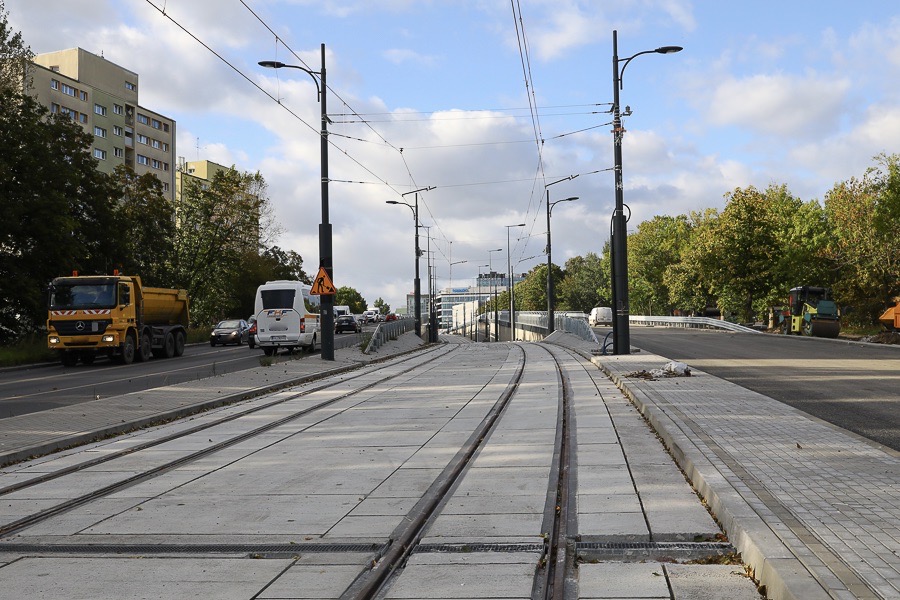 „Wielkie otwarcie” Śmigłego-Rydza? Nie dla pasażerów MPK Łódź. Wciąż obowiązują zwężenia - Zdjęcie główne