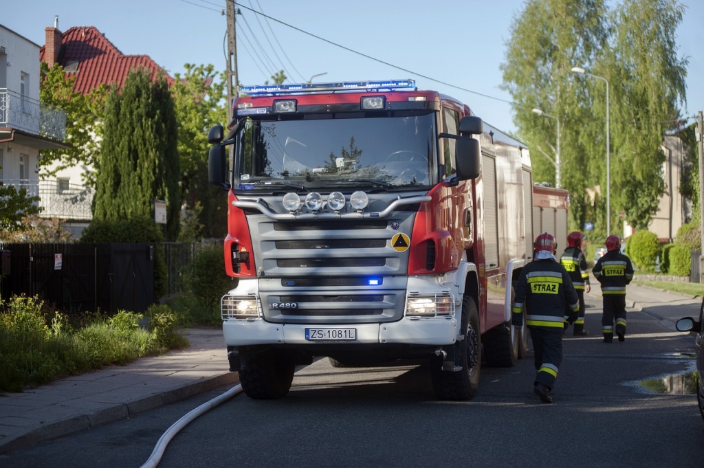 Pożar w jednym z łódzkich bloków. Poszkodowany 95-latek  - Zdjęcie główne