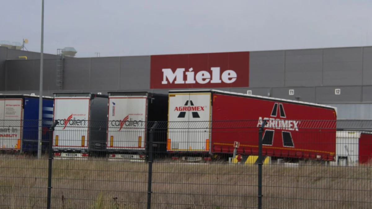 Niemiecki gigant rekrutuje do pracy pod Łodzią. Wśród wymagań uczciwość, skrupulatność i sumienność