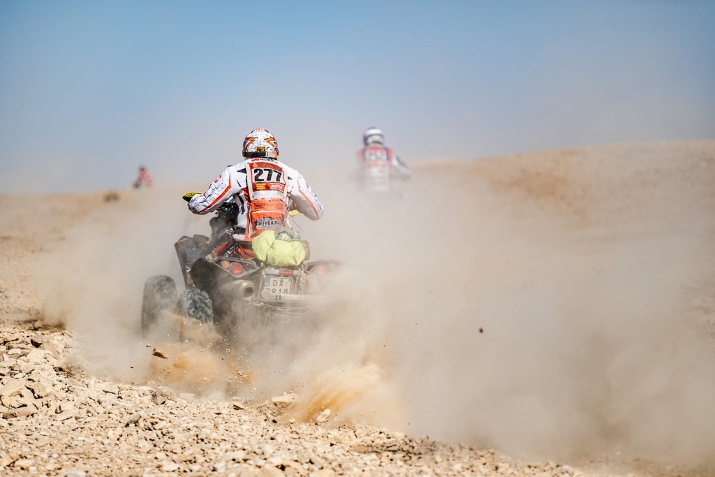 DAKAR 2020: Debiutant z Łodzi w światowej czołówce kierowców! - Zdjęcie główne