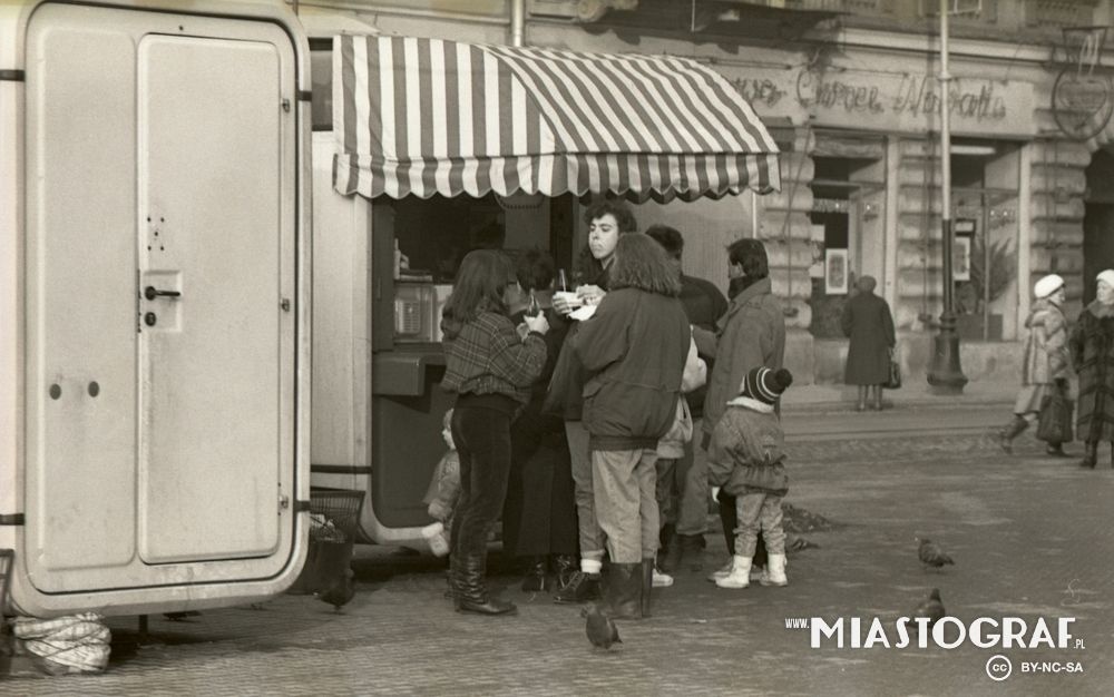 Łódź w roku 1992 w fotografiach holenderskiego architekta, Edwina Dekkera. |wiadomości łódzkie|Łódź|TuŁódź