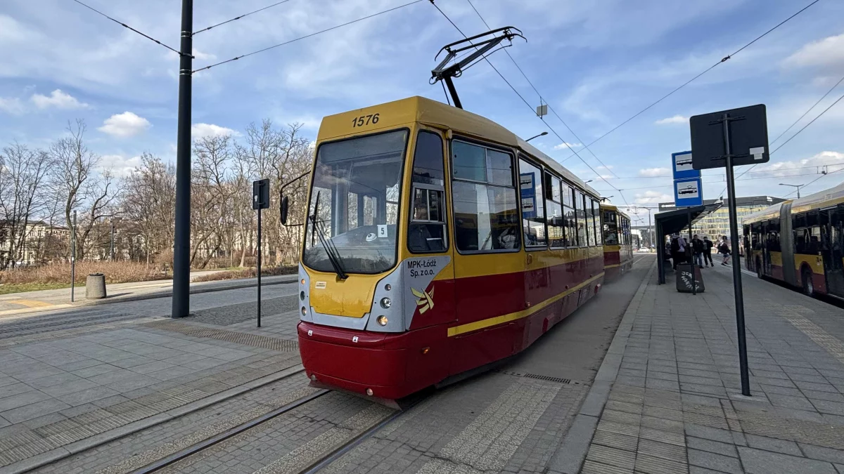 Zmiany w kursowaniu tramwajów i autobusów MPK Łódź. Jak dojechać do dworca kolejowego Łódź Fabryczna? - Zdjęcie główne