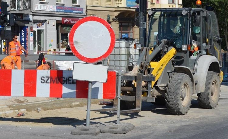 Remont ulic w centrum opóźniony. Powodem niedoszacowanie budżetu - Zdjęcie główne