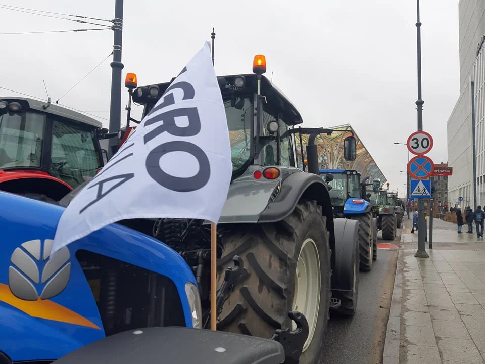 Protest rolników w Łodzi. Traktory zablokowały centrum miasta