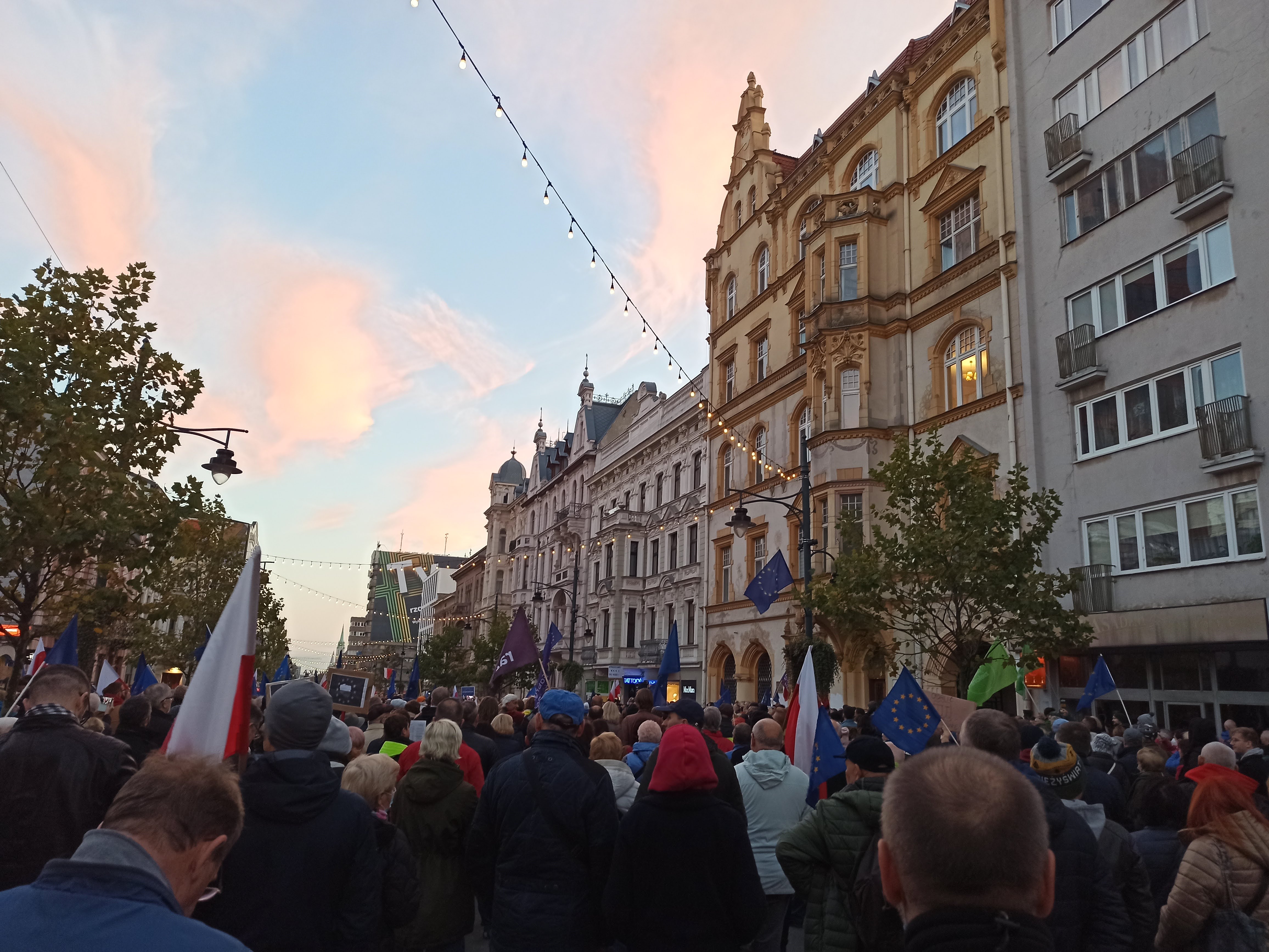 Protest na ulicy Piotrkowskiej w Łodzi