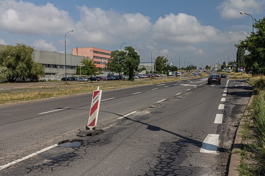 Drogi Łódź. Sprawa dziur w łódzkich drogach trafi do prokuratury! Zarząd Dróg i Transportu pod ostrzałem - Zdjęcie główne