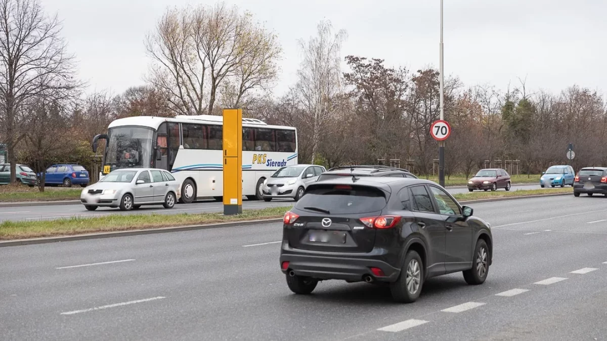 Co się stało z fotoradarem na al. Jana Pawła II? Główny Inspektorat Transportu Drogowego wyjaśnia - Zdjęcie główne