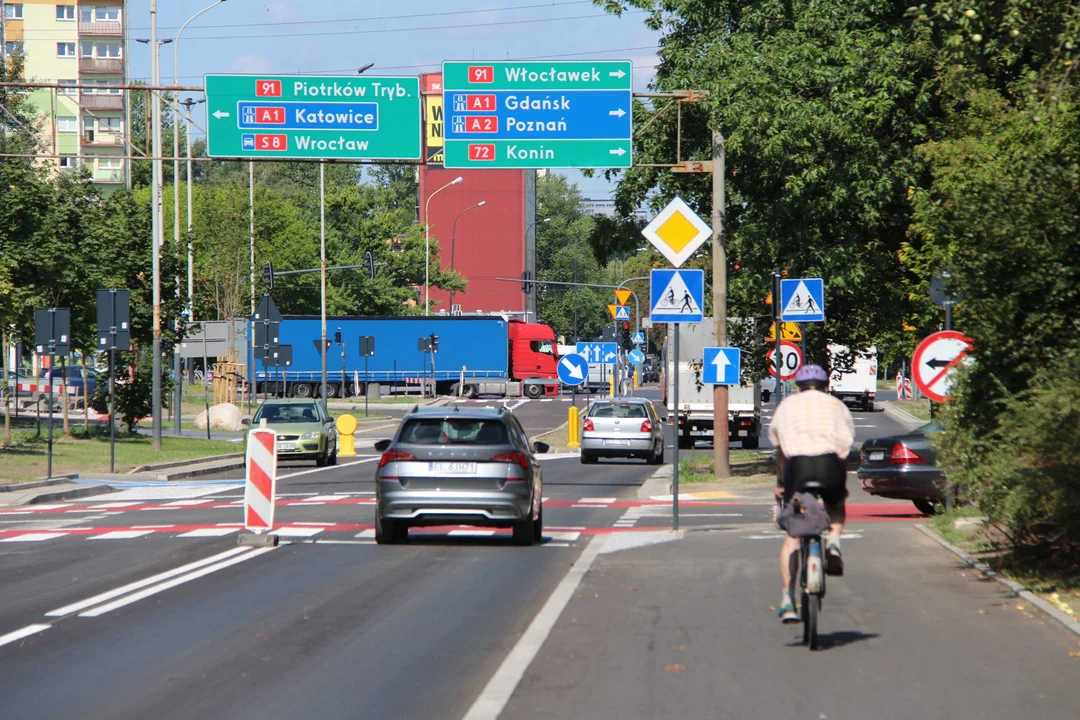 Remont ulicy Lutomierskiej, Klonowej i Hipotecznej w Łodzi zakończony. Sprawdź, od kiedy będą w pełni przejezdne. Co z autobusami MPK? - Zdjęcie główne