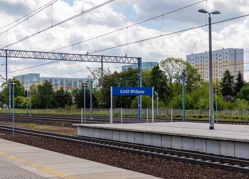 Groteskowy początek wakacji. Awaria toalet w pociągu nad morze. „Witkacy” przejeżdżał także przez Łódź - Zdjęcie główne