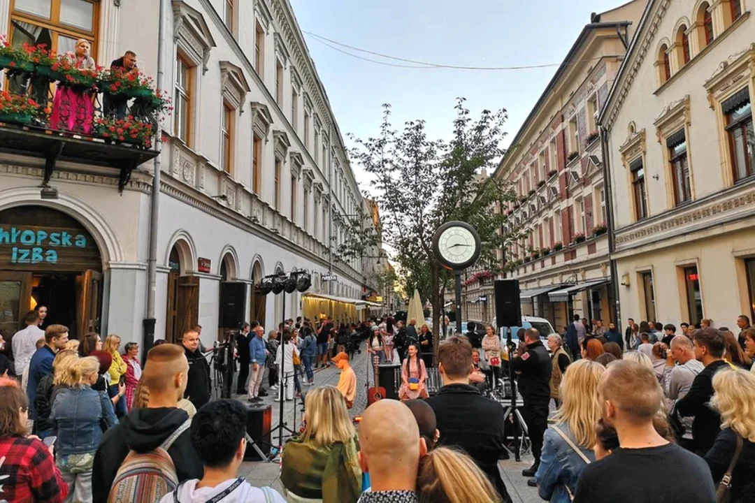 Co robić weekend w Łodzi? Sobel, Kaśka Sochacka, Bokka, pokaz supersamochodów i wiele więcej!  - Zdjęcie główne