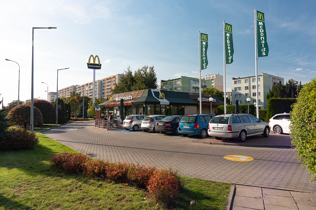 Czy rozpoznajesz te miejsca? McDonald (Wyszyńskiego, Retkińska)