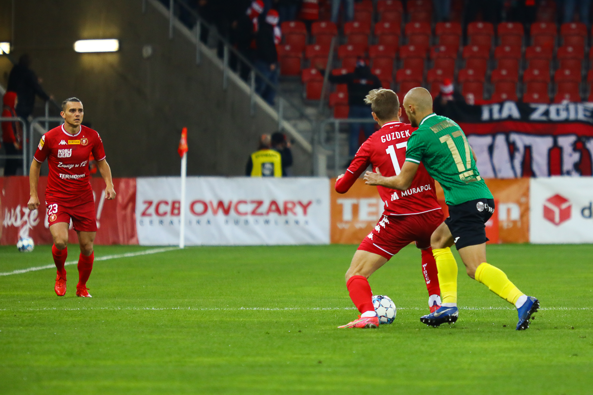 Widzew Łódź wygrywa z GKS-em Jastrzębie i umacnia się na pozycji lidera Fortuna 1 Ligi