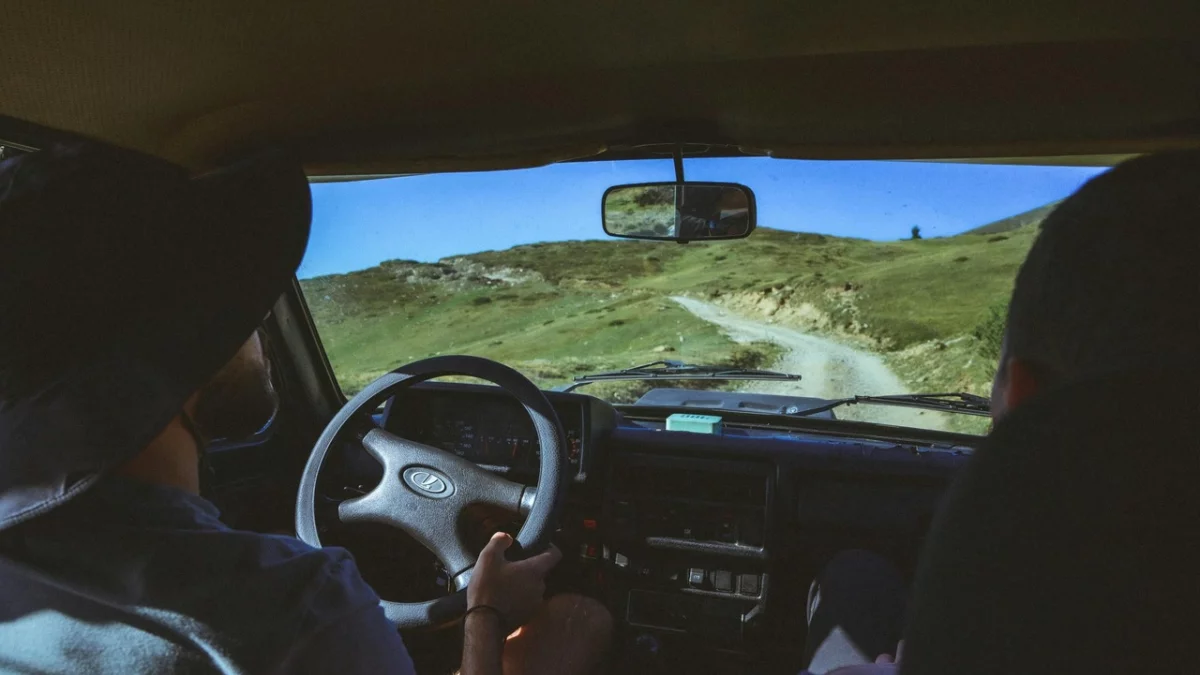 Dlaczego coraz więcej łodzian decyduje się na samodzielne zwiedzanie południa Europy wynajętym autem?