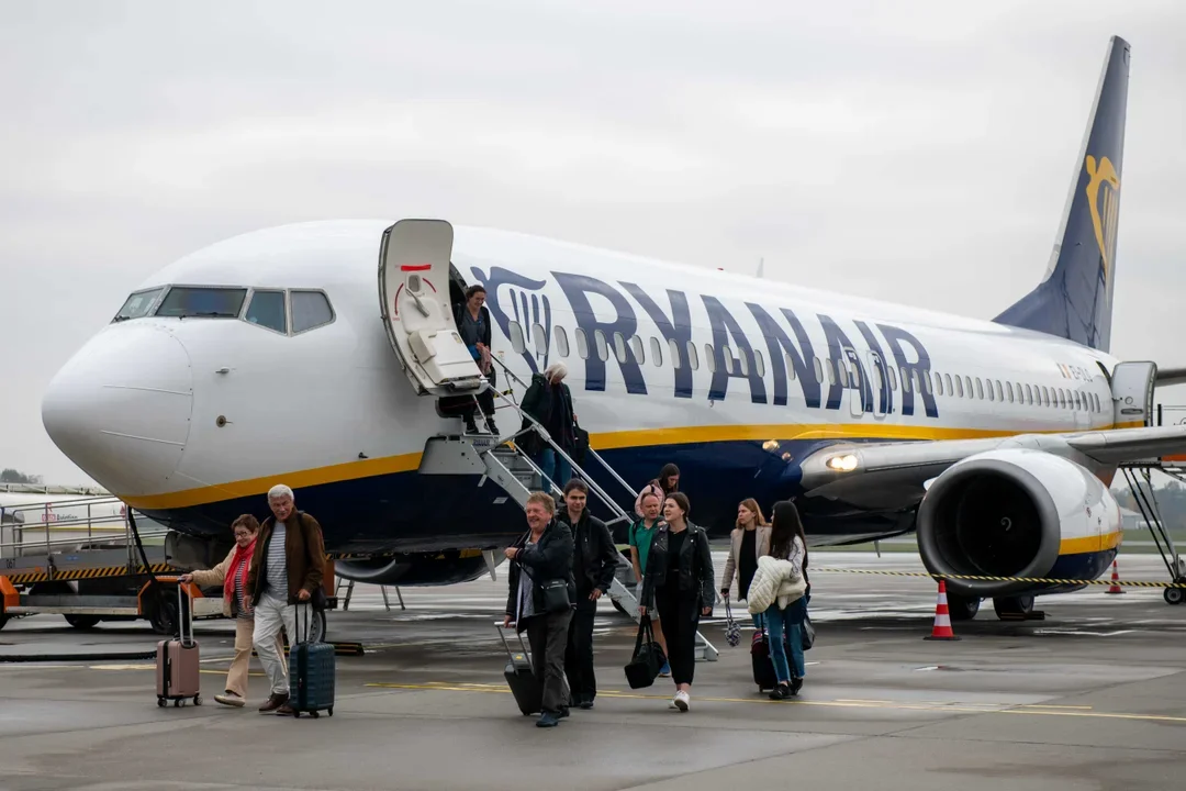 Łódzki Port czy Poznańska Ławica? Które lotnisko przyciąga więcej podróżnych? - Zdjęcie główne