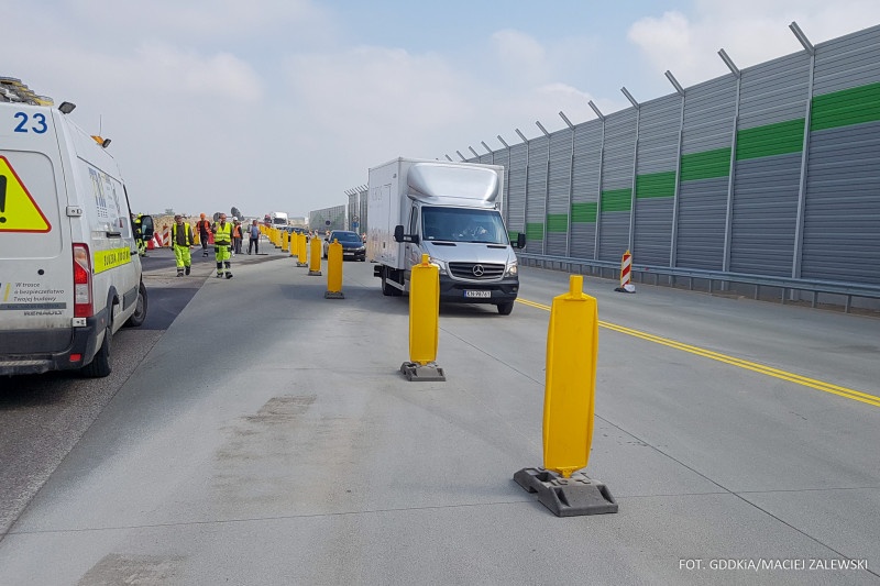 Autostrada A1. Od wtorku, 1 czerwca kierowcy mogą liczyć na skrócenie czasu przejazdu na odcinku między Piotrkowem Trybunalskim a Kamieńskiem (fot. GDDKiA) |wiadomości łódzkie | Łódź | TuŁódź)