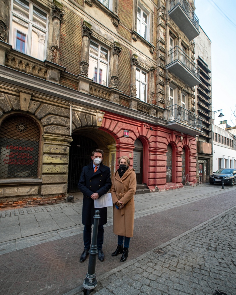 Łódź: Sfałszowali testamenty, by wyłudzić nieruchomości? Urząd Miasta Łodzi podaje, że chodzi o majątek wart 130 mln zł! - Zdjęcie główne