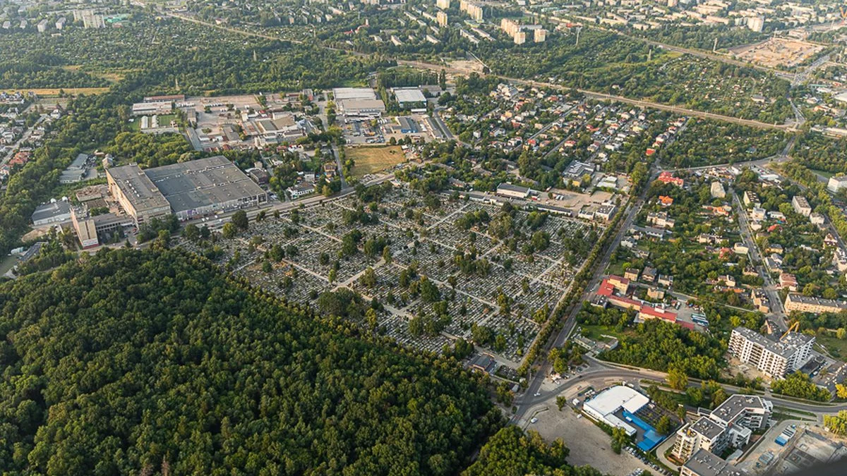 Mieszkanie w Łodzi: centrum czy obrzeża? Te dzielnice Łodzi przyciągają kupujących. Sprawdź, dlaczego