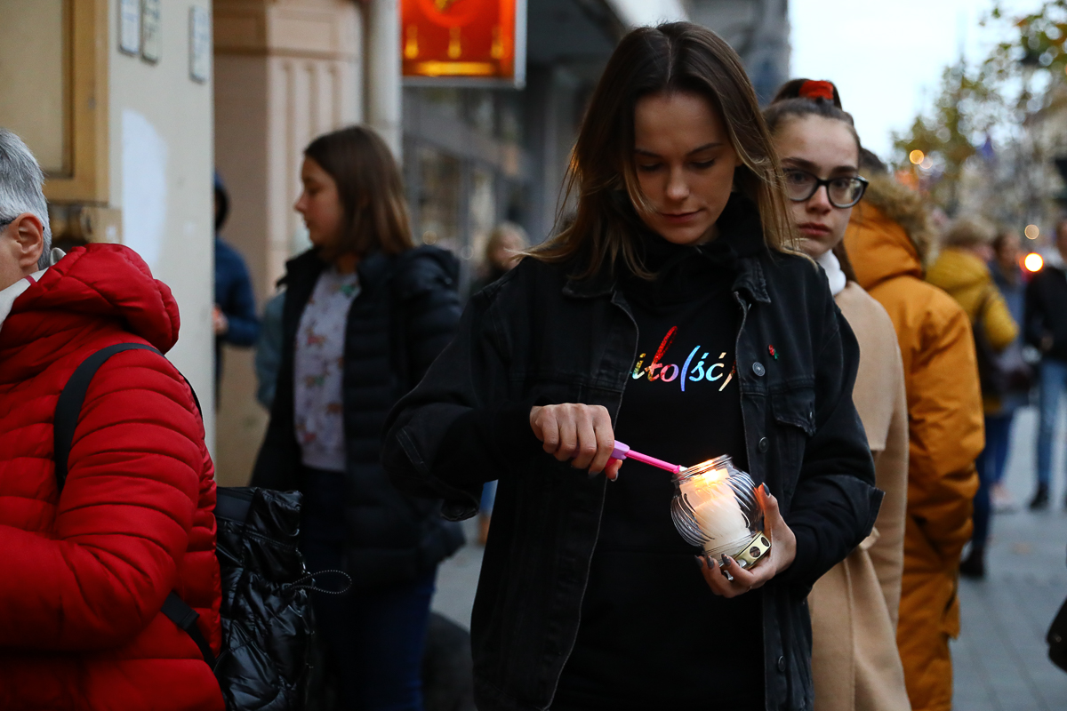 „Ani jednej więcej” - protest na Piotkowskiej w Łodzi