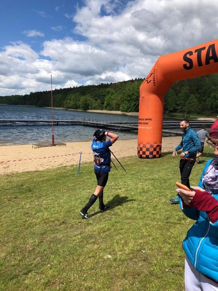 Łodzianin mistrzem Polski w Maratonie Nordic Walking. Krzysztof Czerski bezkonkurencyjny w Białym Borze! (Fot. mat. prasowe)