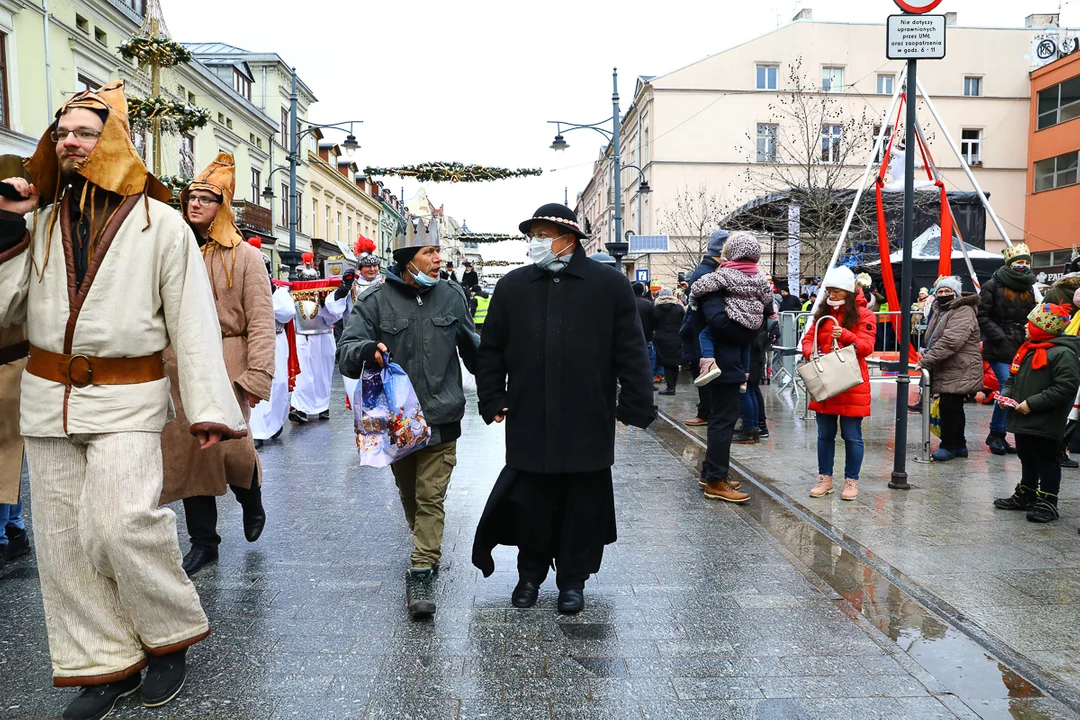 Orszak Trzech Króli przeszedł ulicą Piotrkowską