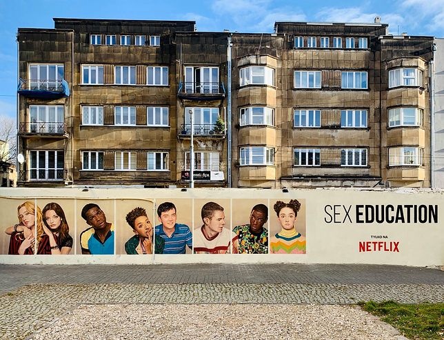 Netflixowy mural w Łodzi. Hit czy kit? - Zdjęcie główne