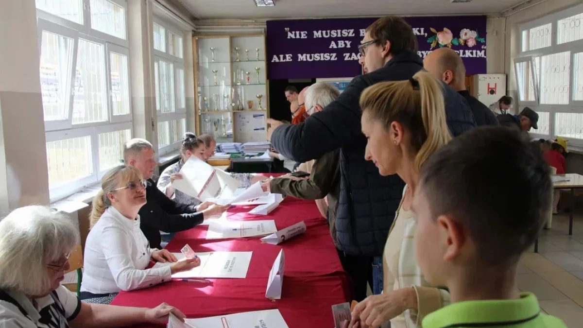 Nabór do pracy w Obwodowych Komisjach Wyborczych w Łodzi. Sprawdź, gdzie się zgłosić - Zdjęcie główne